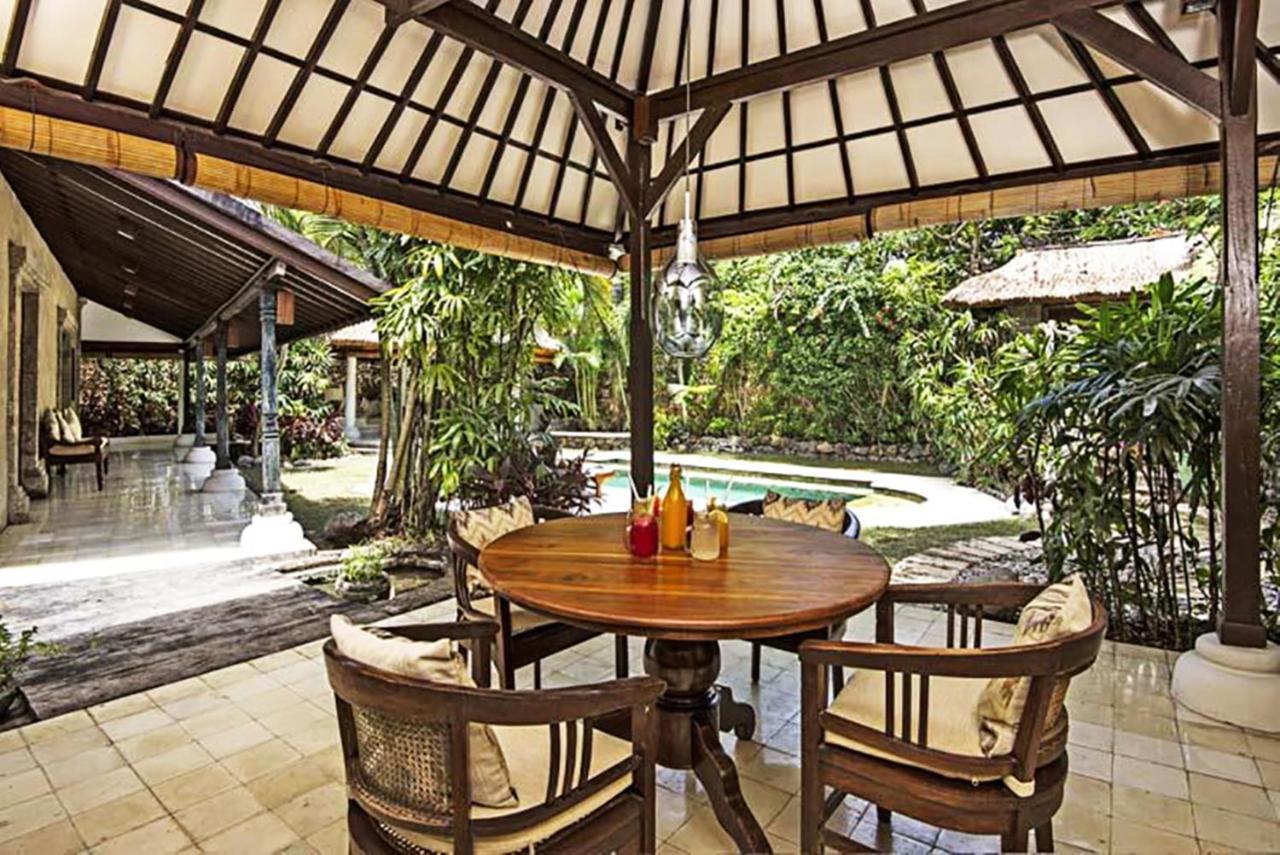 Villa Kubu Seminyak Esterno foto