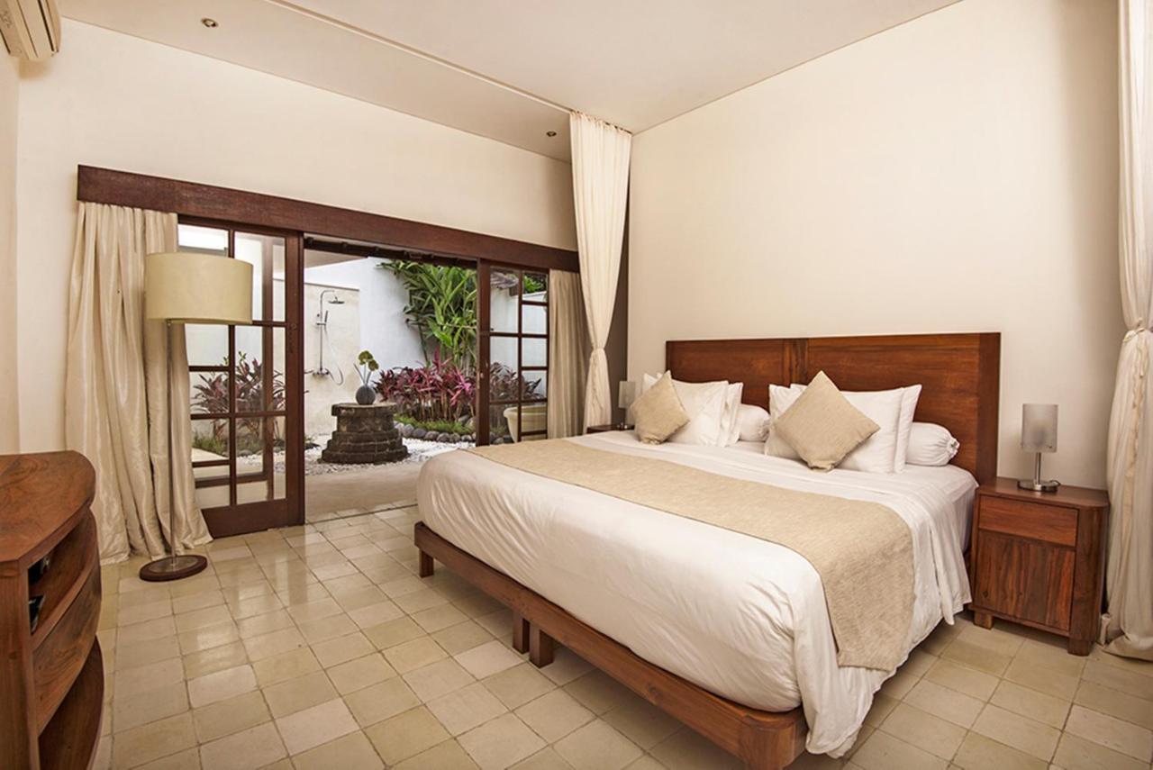 Villa Kubu Seminyak Esterno foto