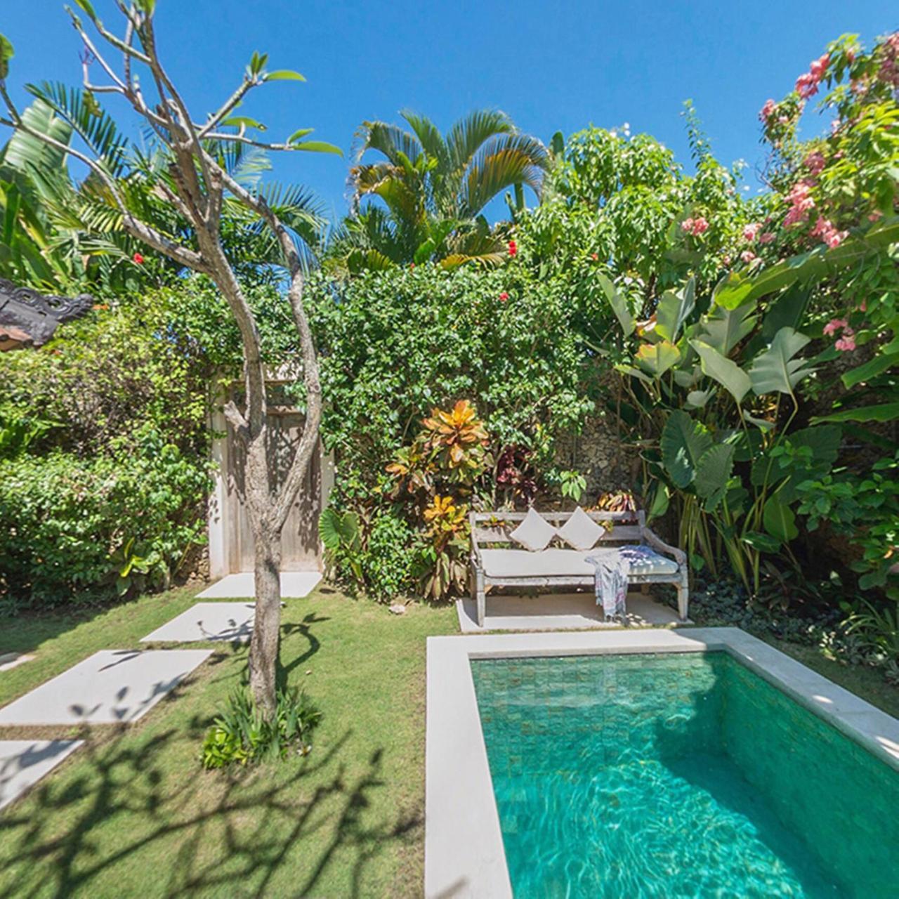 Villa Kubu Seminyak Esterno foto