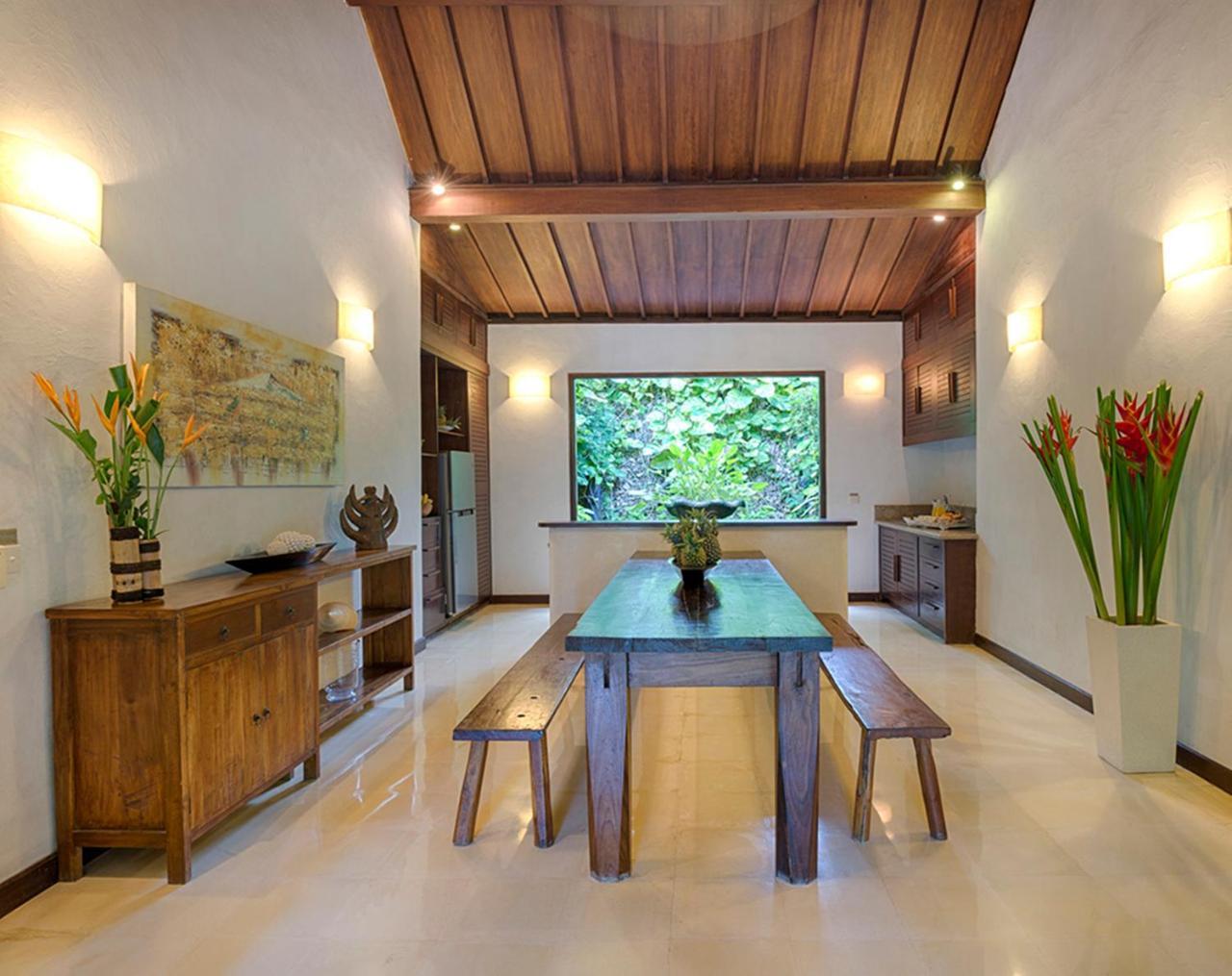 Villa Kubu Seminyak Esterno foto